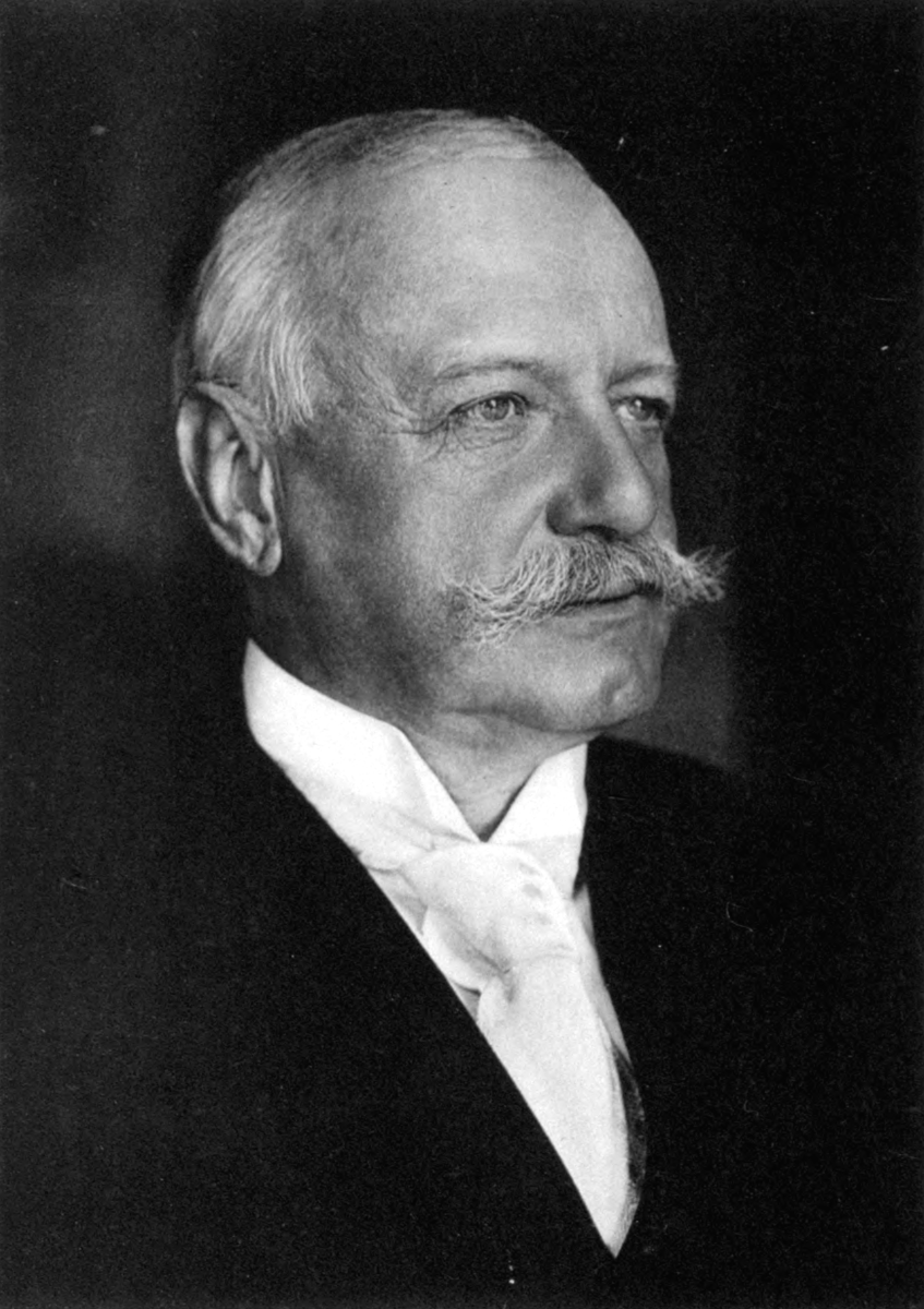 Sort/hvidt foto af den tyske Rigskansler Bernhard von Bülow